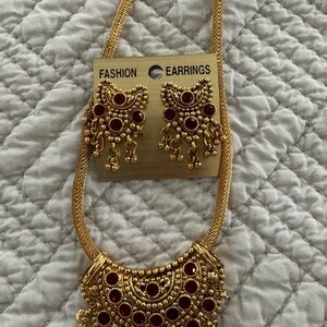 Elegant Gold and Red chain and Earing Set